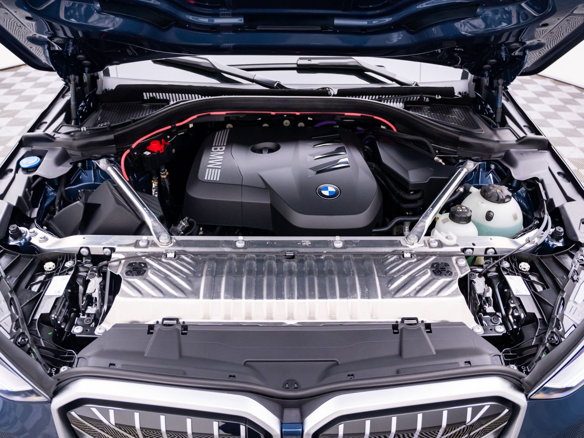 New 2026 Arctic Race Blue metallic BMW 30 xDrive image 29