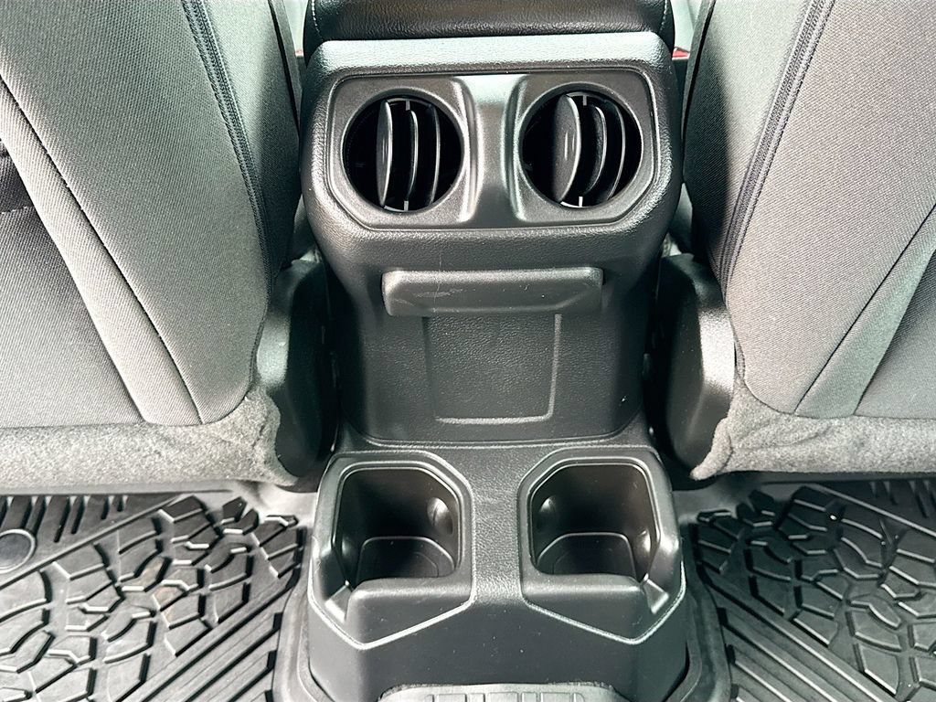 Used 2023 Grey Jeep Sport image 25