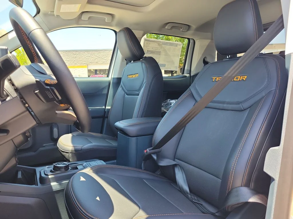 New 2026 Space White Metallic Ford Tremor® image 17