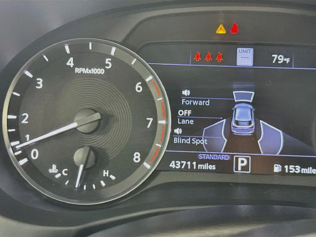 Certified Used 2023 White INFINITI Sensory image 17