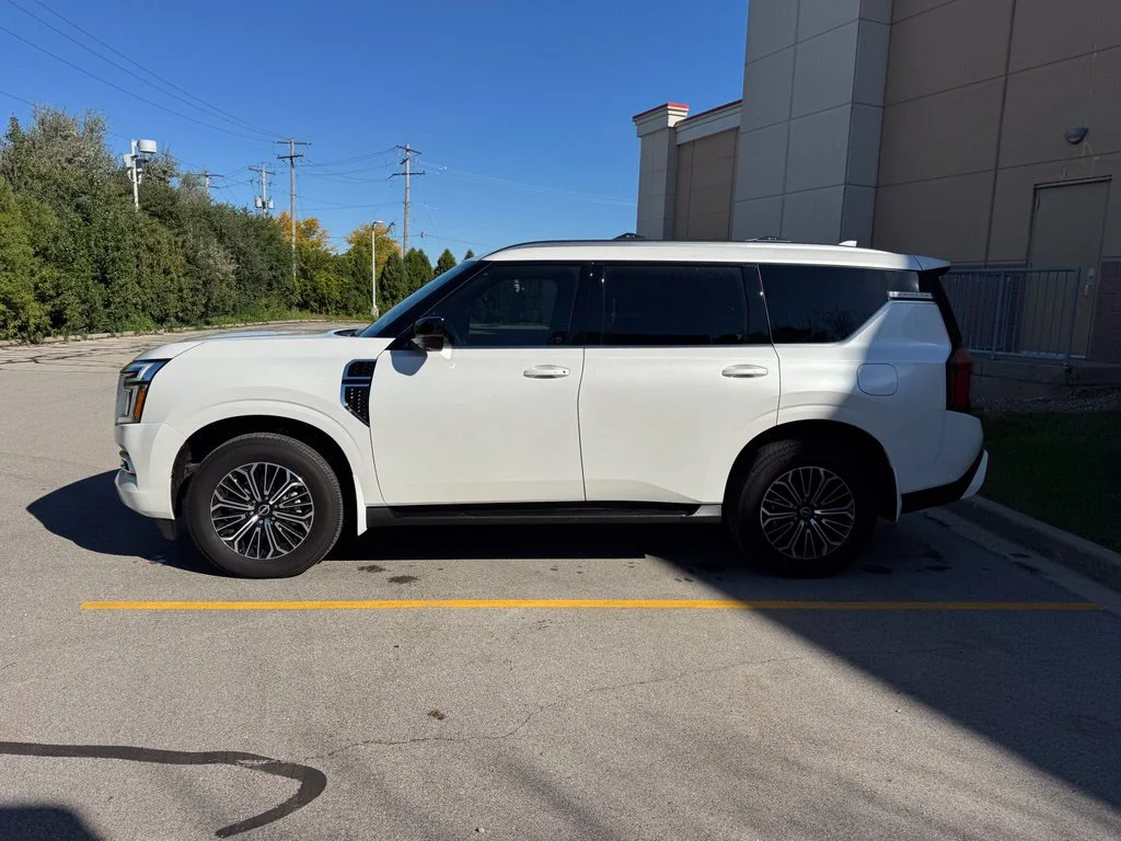 2026 Nissan Armada Platinum - Photo 7