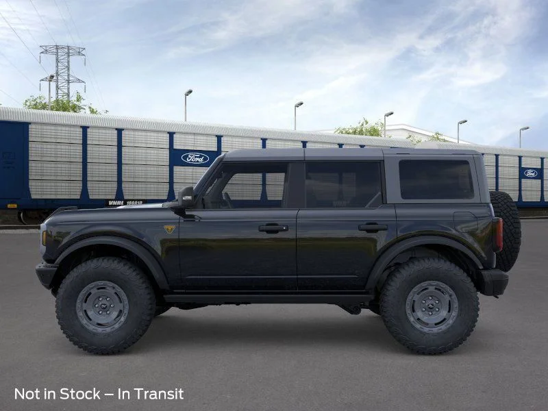 New 2025 Shadow Black Ford Badlands image 3
