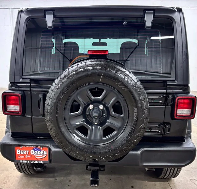 Used 2025 Black Jeep Sport image 5