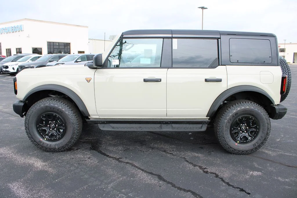 New 2026 Desert Sand Ford Badlands® image 4