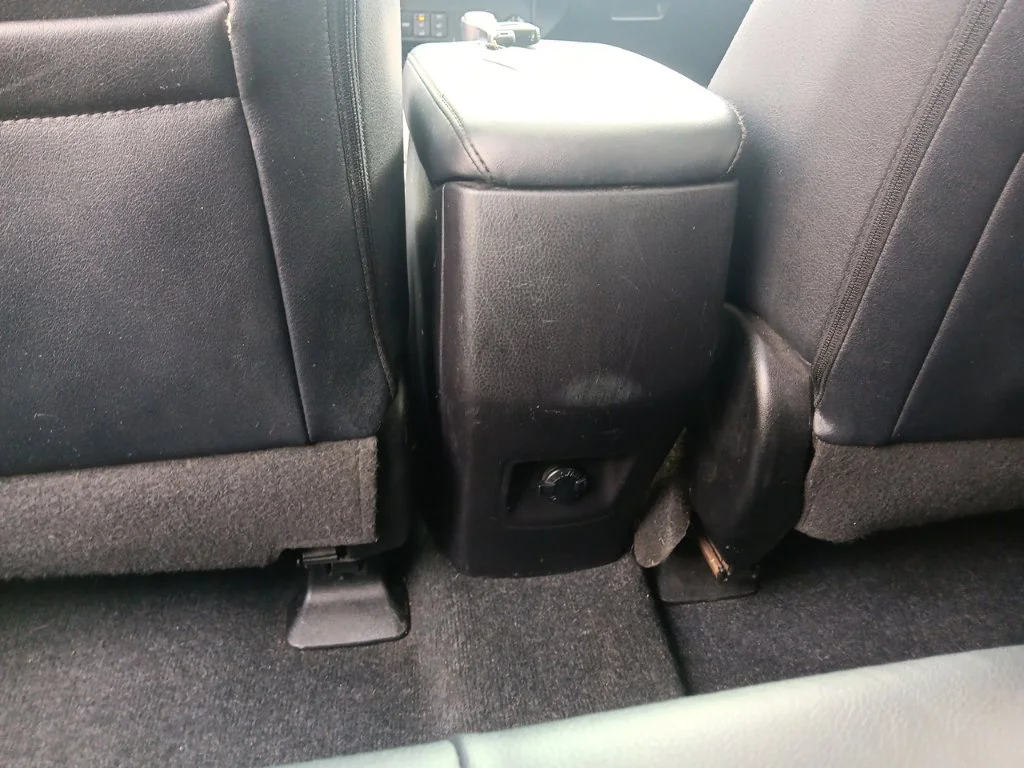 Used 2016 Black Toyota Limited image 32