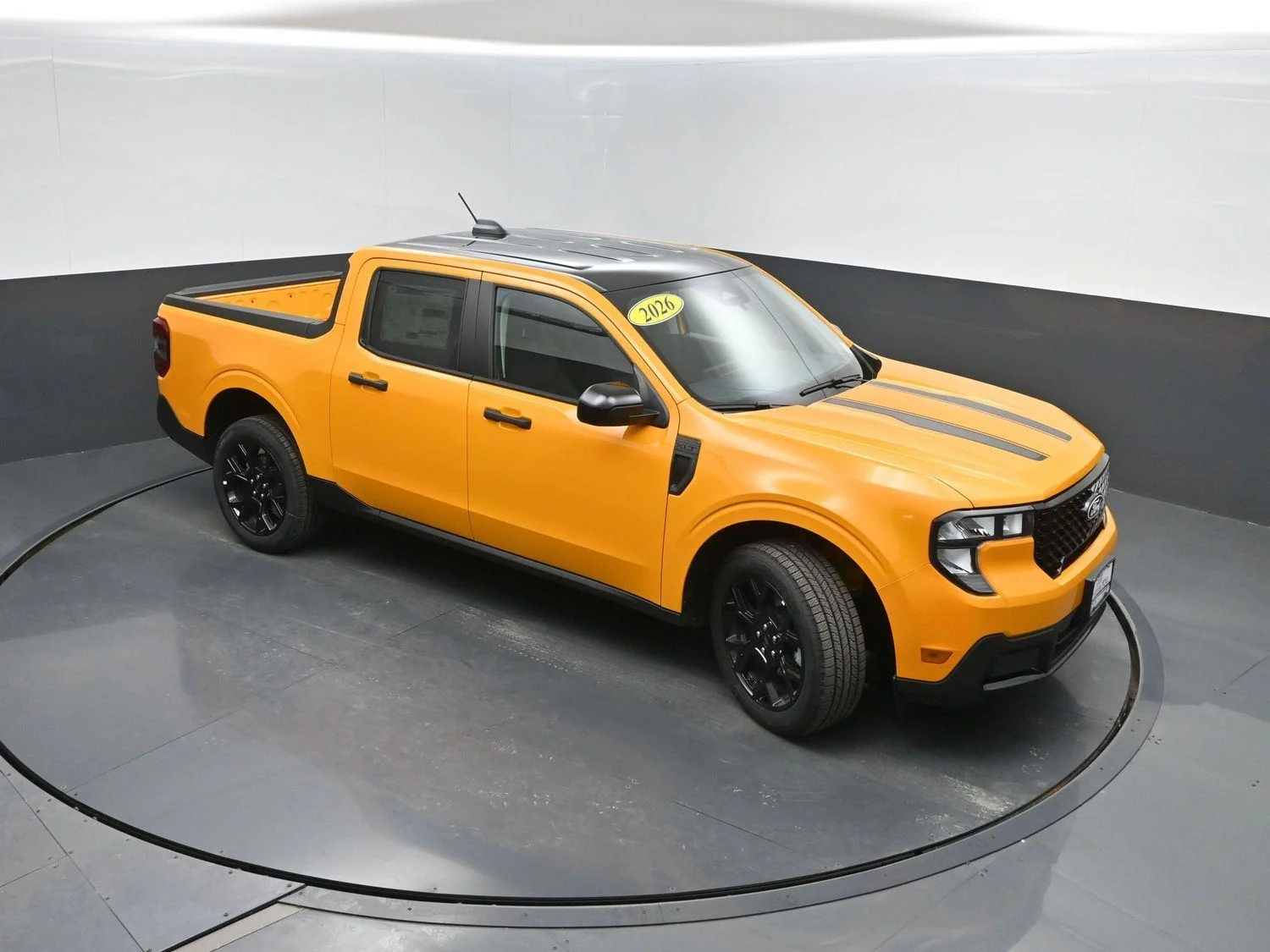 New 2026 Orange Fury Metallic Tri-Coat Ford XLT image 38
