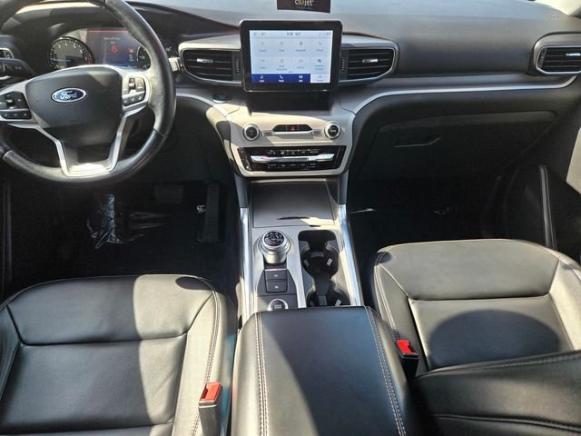 Used 2023 Red Ford XLT image 11