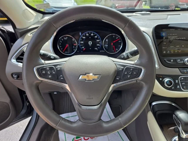 Used 2024 Sterling Gray Metallic Chevrolet 2LT image 31
