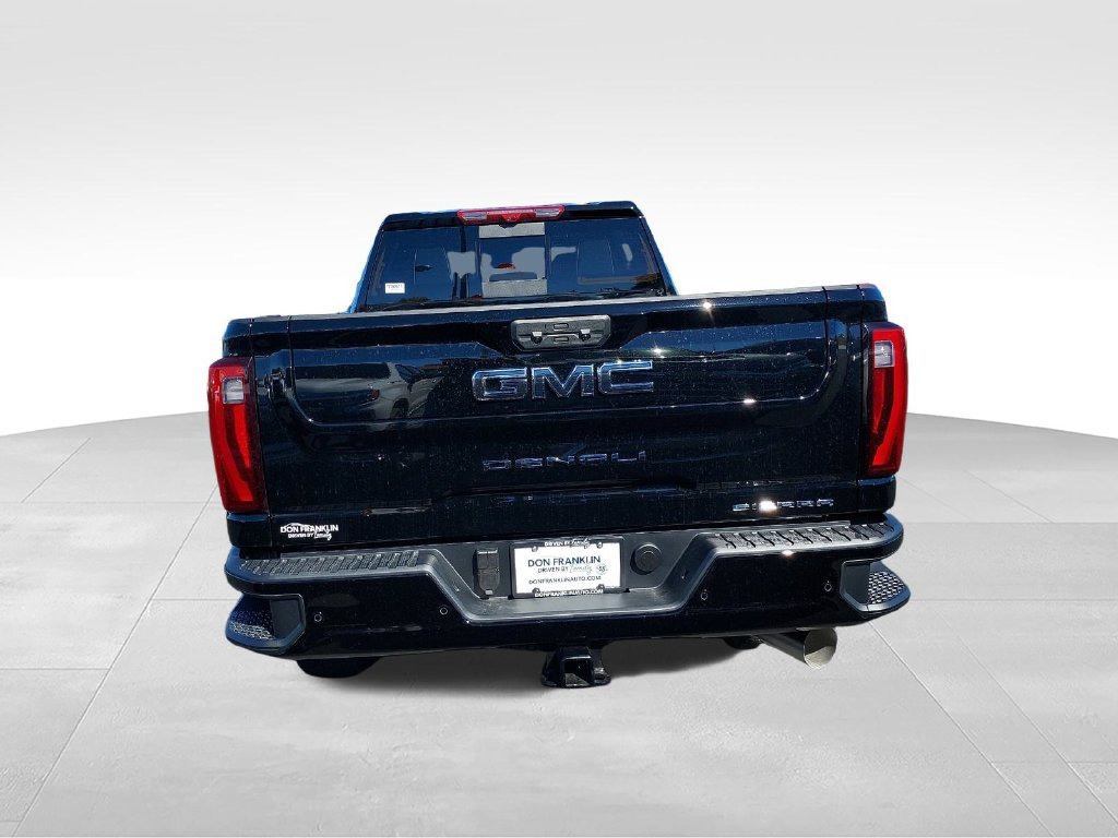 New 2026 Onyx Black GMC Denali Ultimate image 4
