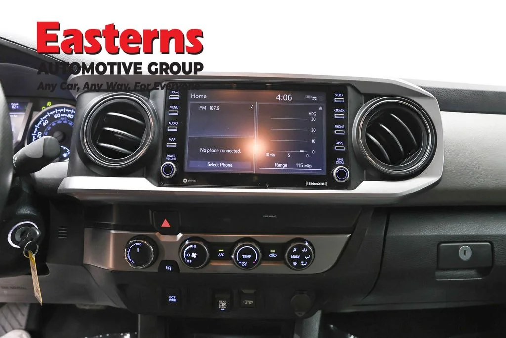 Used 2020 Gray Toyota SR5 image 11