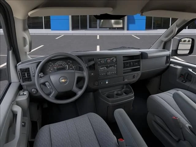 New 2026 Summit White Chevrolet WT image 15