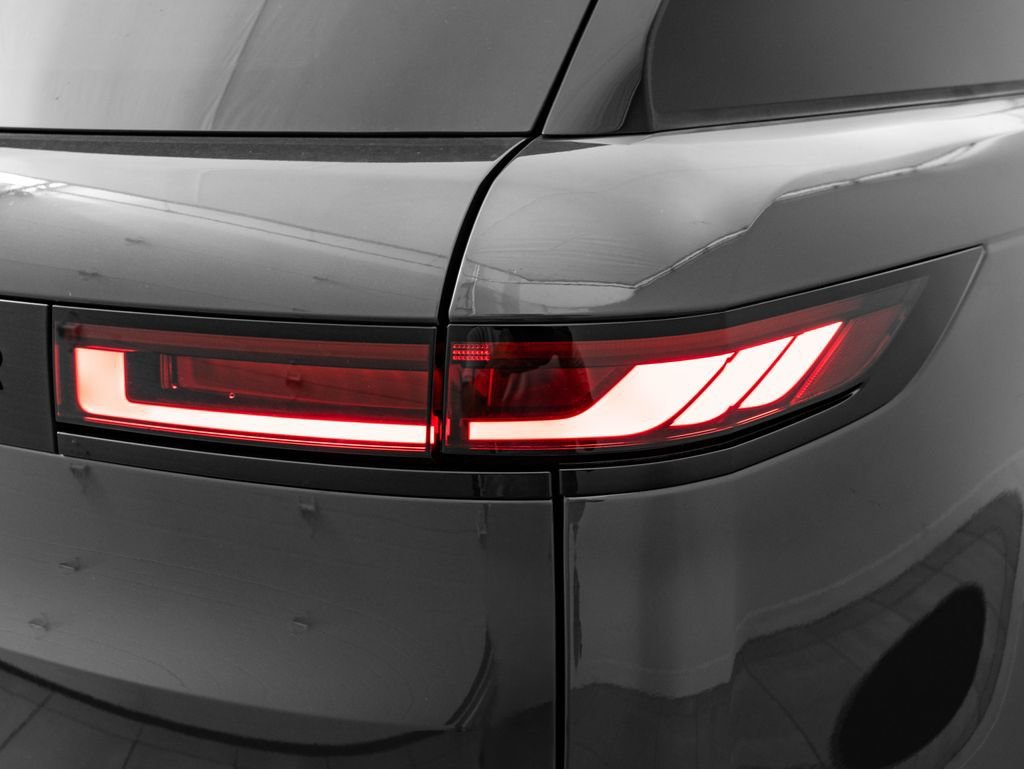 New 2026 Varesine Blue Land Rover SE image 9