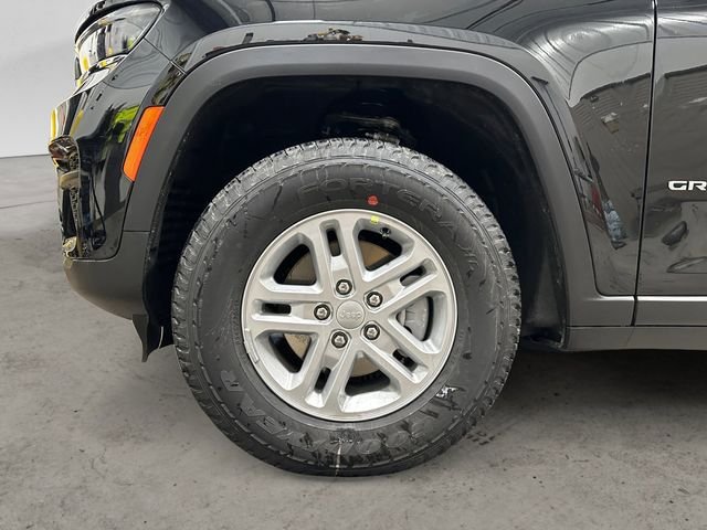 2025 Jeep Grand Cherokee Laredo - Photo 14