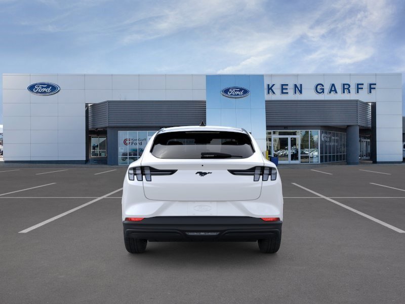 New 2026 Star White Metallic Tri-coat Ford Premium image 5