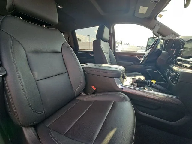 Used 2024 White Chevrolet LTZ image 30