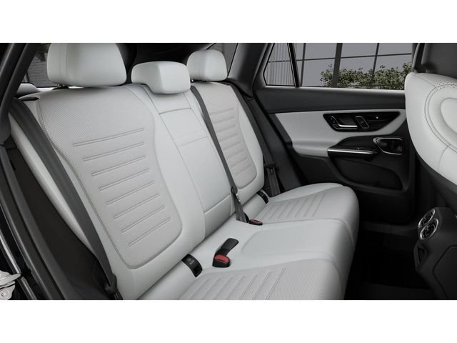 New 2026 Black Mercedes-Benz GLC 300 image 5