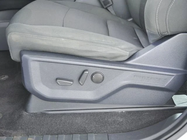 Used 2023 White Ford XLT image 24