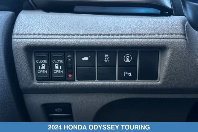2024 Honda Odyssey Touring - Photo 35