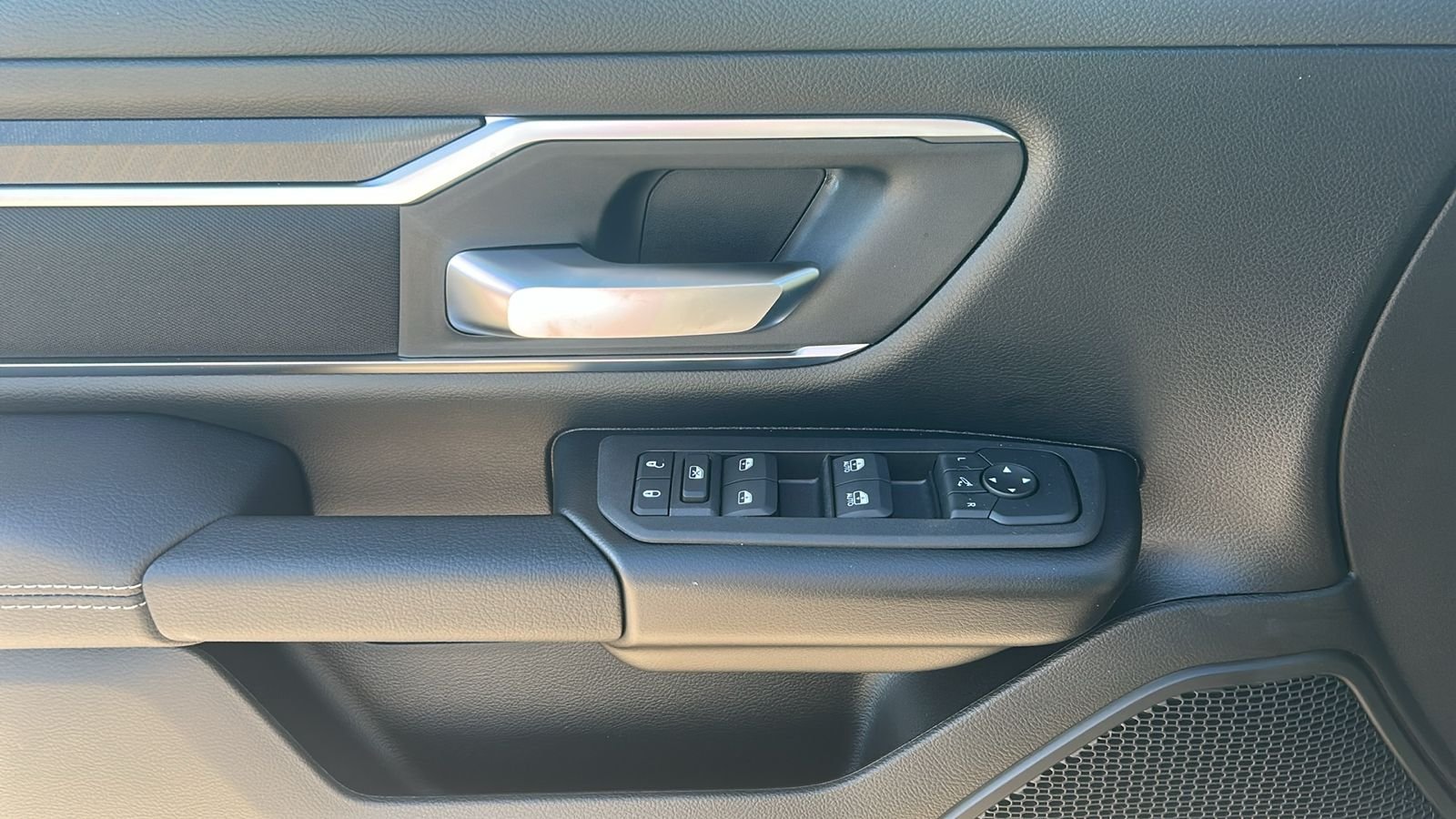 2026 RAM 1500 Big Horn/Lone Star - Photo 15