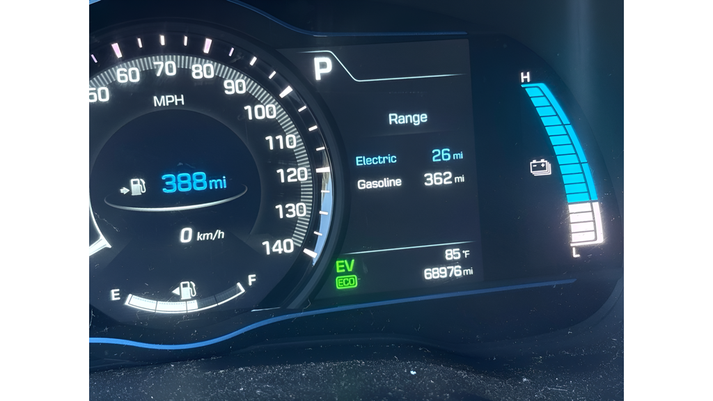 Used 2018 Summit Gray Hyundai Limited image 19