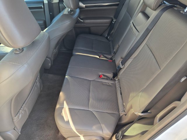 Used 2017  Lexus 460 image 10