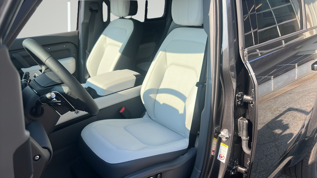 New 2026 Gray Land Rover V8 image 13