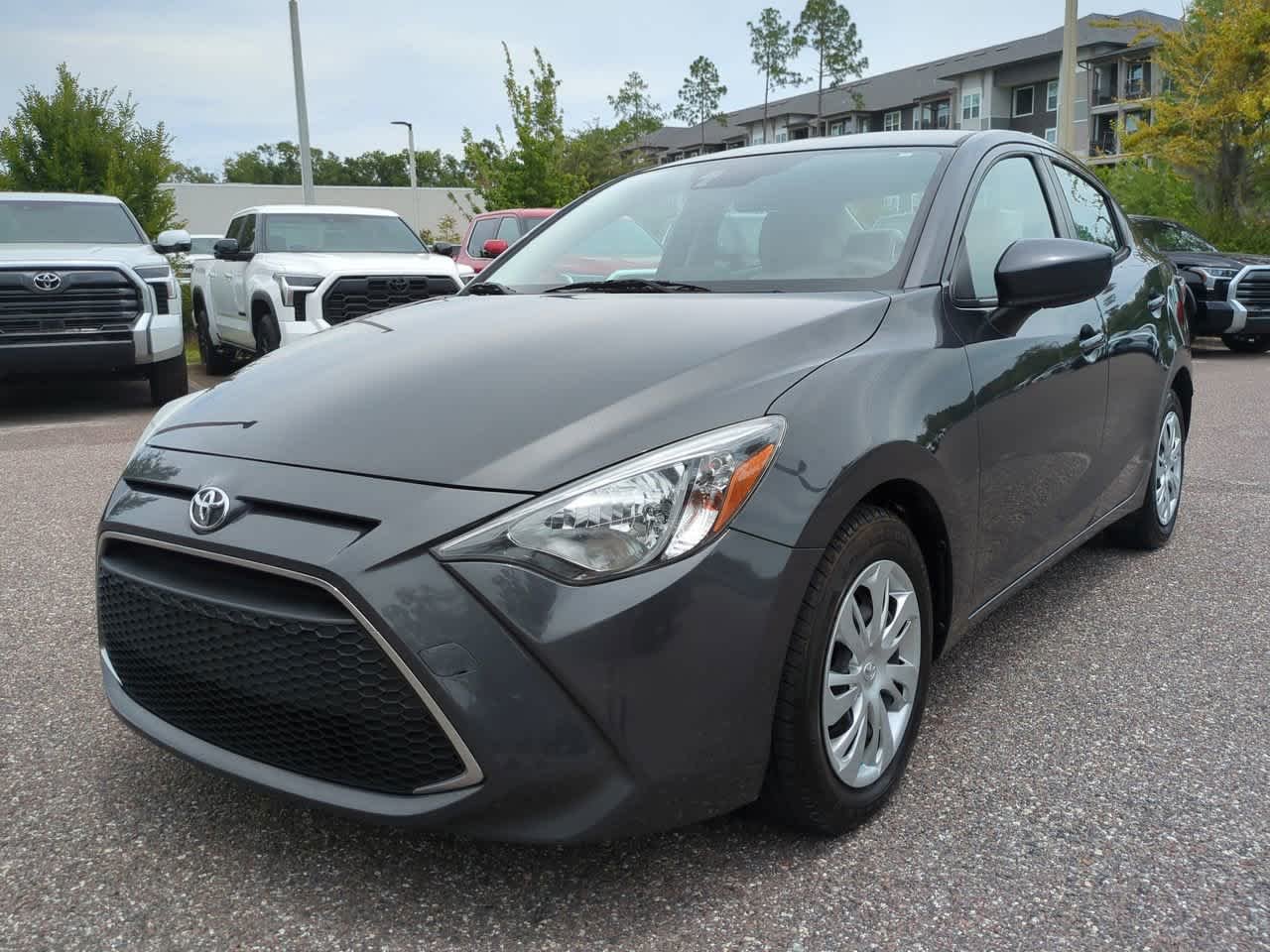 Certified Used 2019 Graphite Toyota L image 2