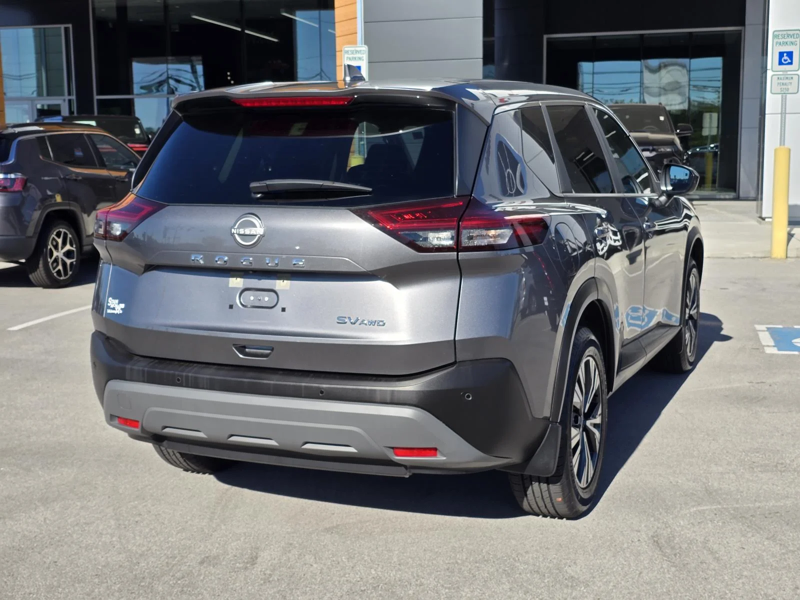 Used 2023 Gun Metallic Nissan SV image 7