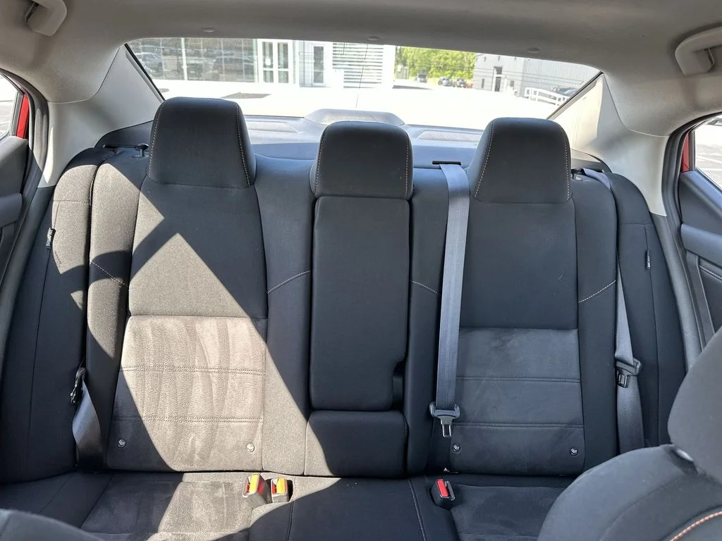 Used 2023 Red Nissan SR image 13