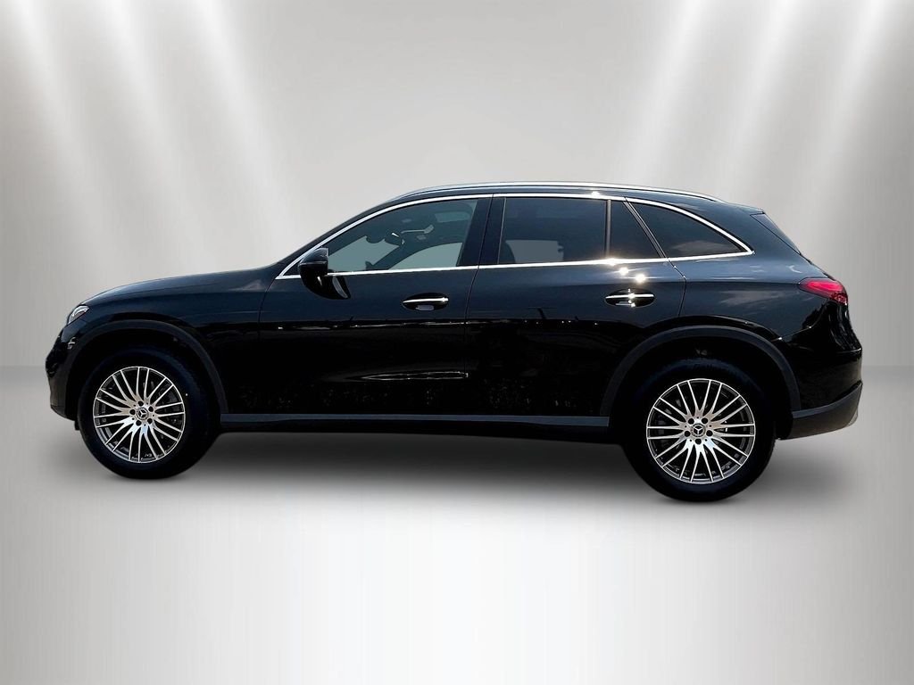 Certified Used 2024 Black Mercedes-Benz GLC 300 image 8