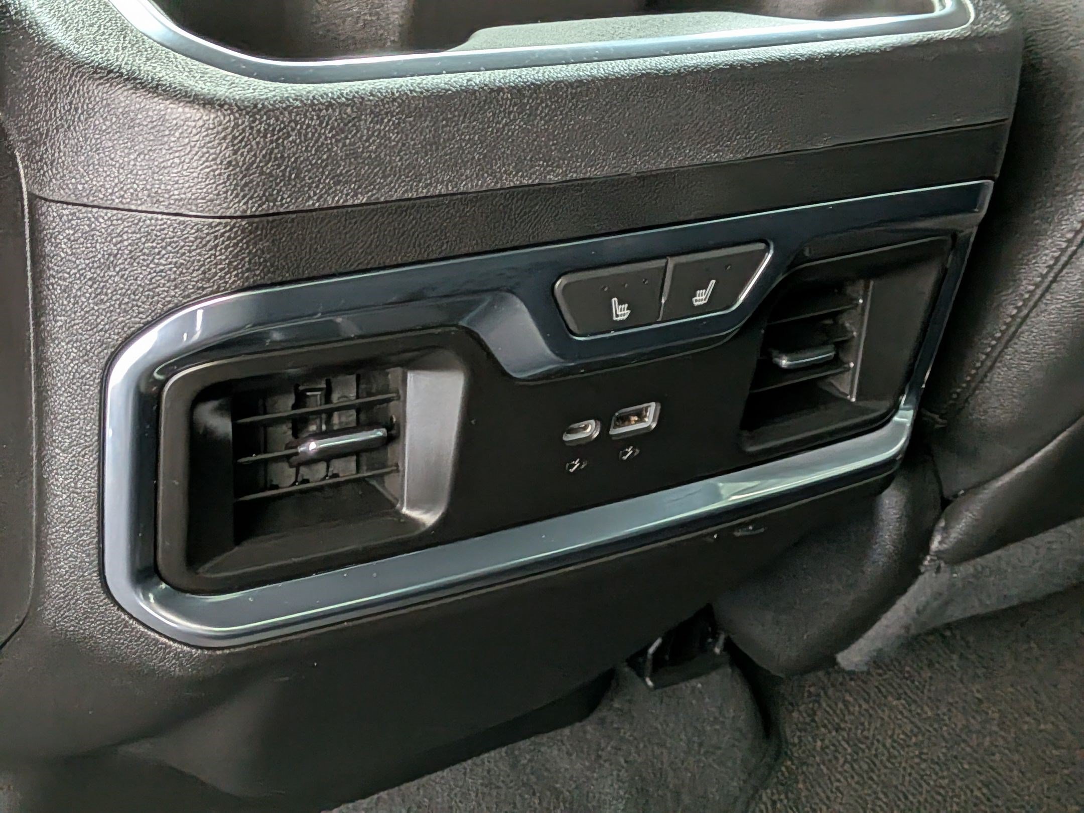 Used 2022 Dark Ash Metallic Chevrolet High Country image 28