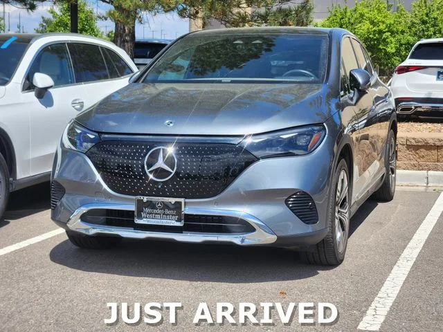 2023 Mercedes-Benz EQE SUV EQE 350 4MATIC's photo
