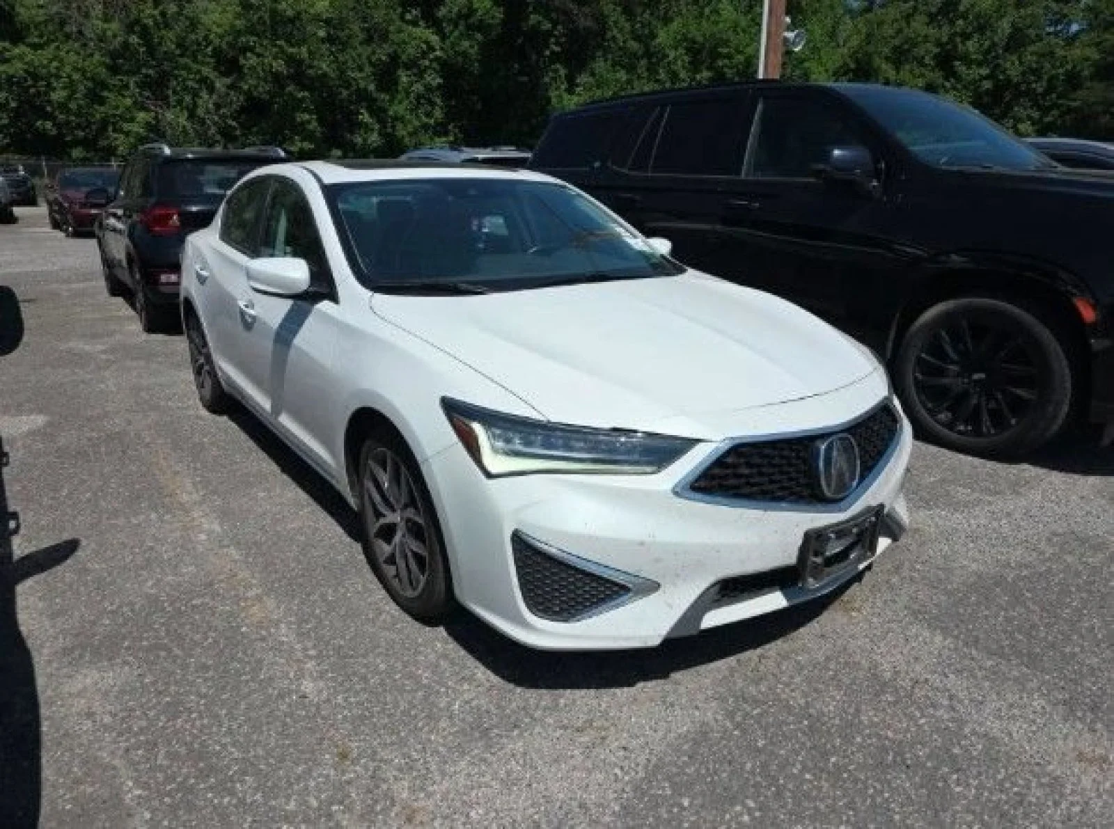 Used 2020 Platinum White Pearl Acura w/Premium Pkg image 2