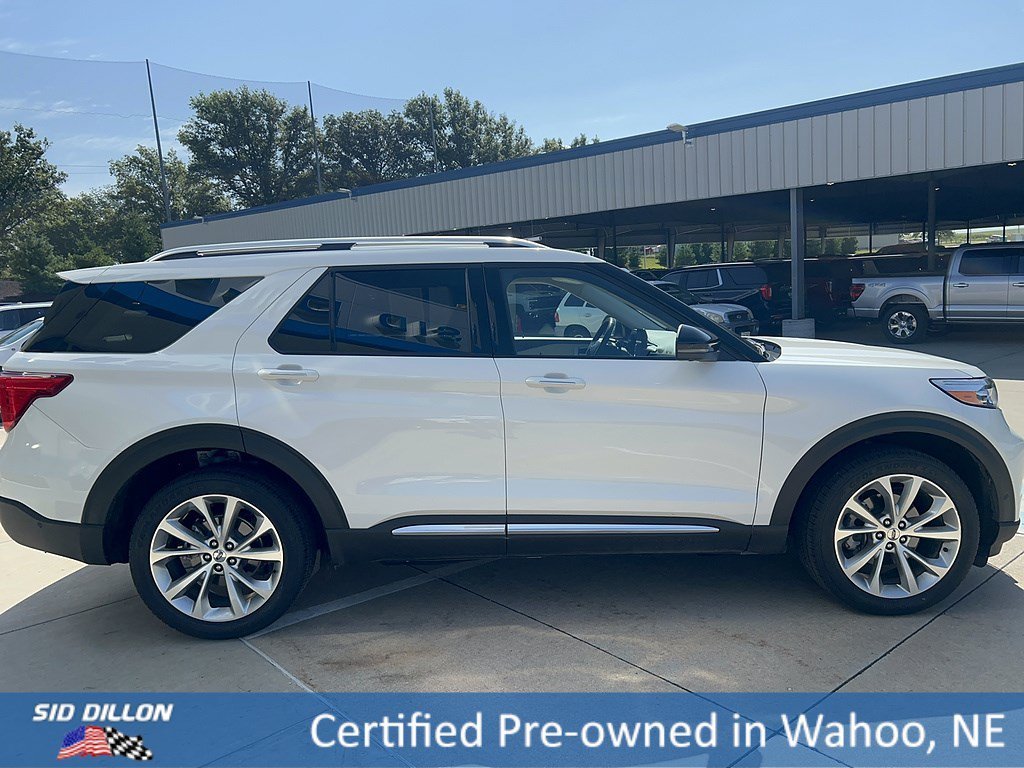 Certified Used 2022 Star White Metallic Tri-Coat Ford Platinum image 6