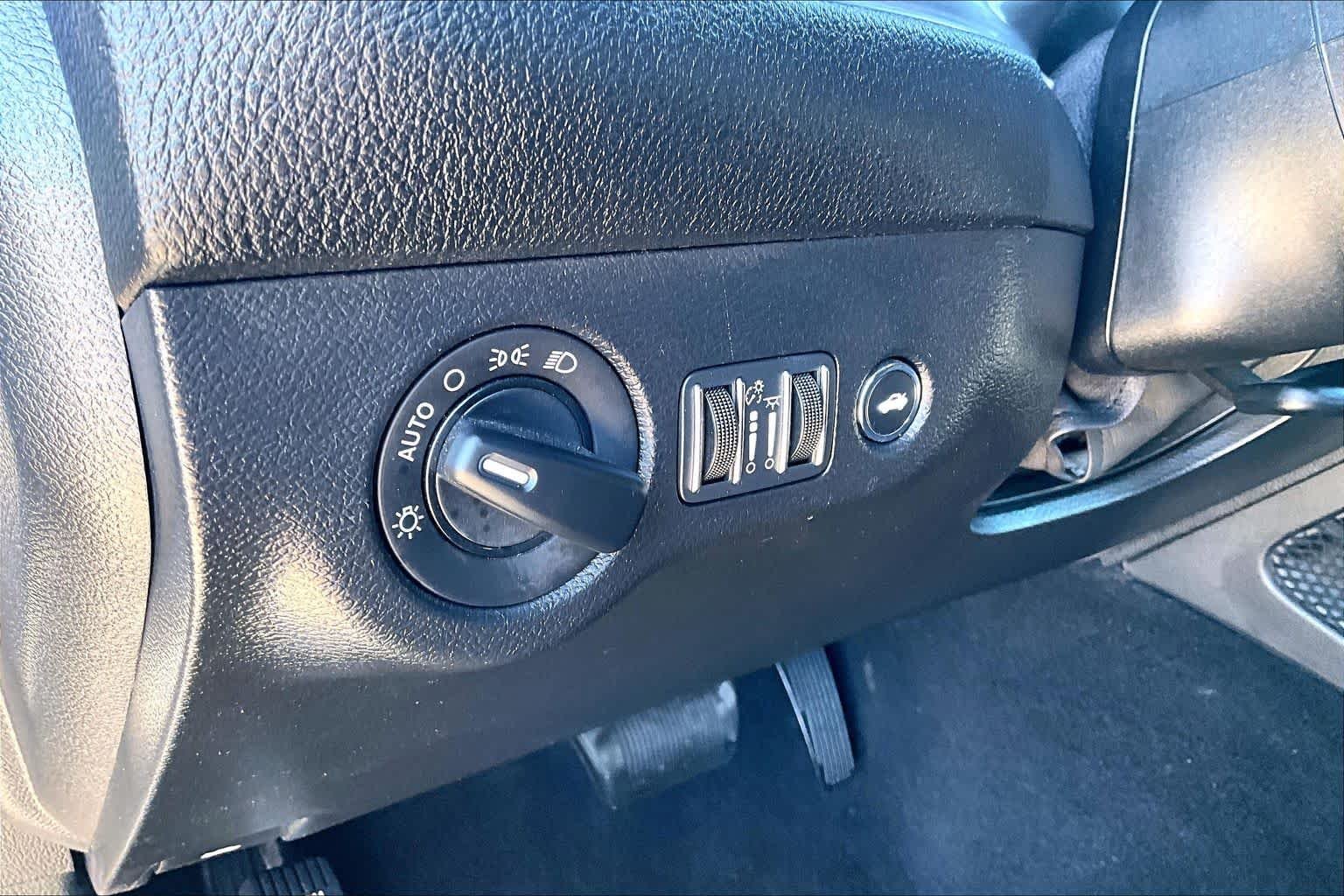 Used 2023 White Knuckle Clearcoat Dodge GT image 28