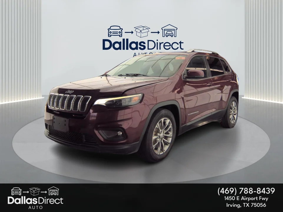 Used 2019 Velvet Red Pearlcoat Jeep Latitude Plus image 5