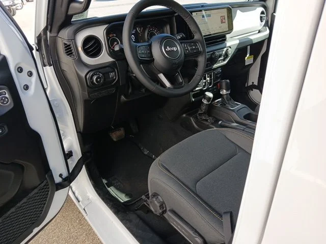 New 2026 Bright White Clear-Coat Exterior Paint Jeep Sport S image 49