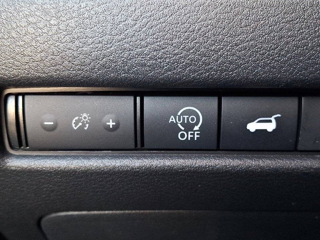 Used 2023 Gray Nissan SV image 26