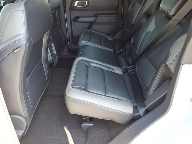 New 2026 Avalanche Gray Ford Outer Banks image 20