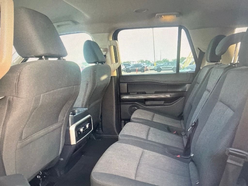 Used 2024 White Ford XLT image 9