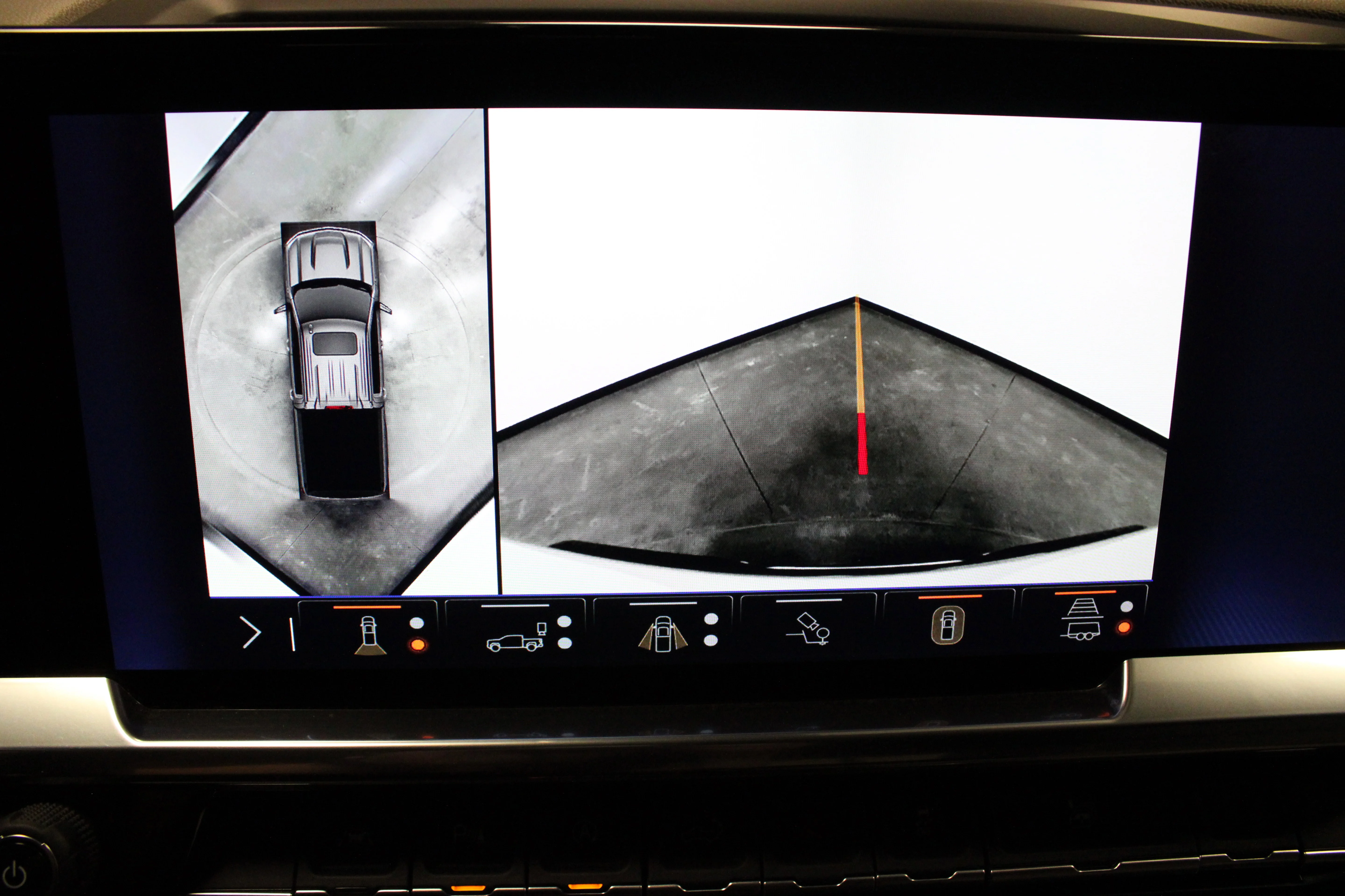 Used 2025 Summit White Chevrolet LTZ image 28