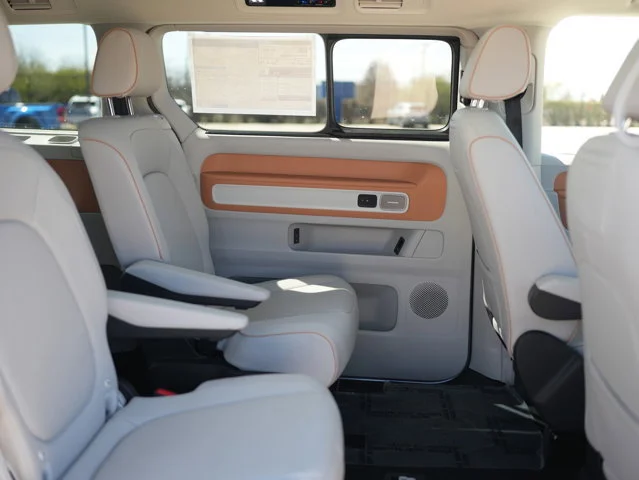 2025 Volkswagen ID. Buzz 1st Edition - Photo 23