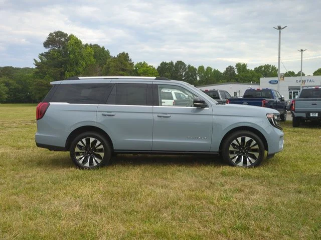 Used 2025 Gray Ford Platinum image 14