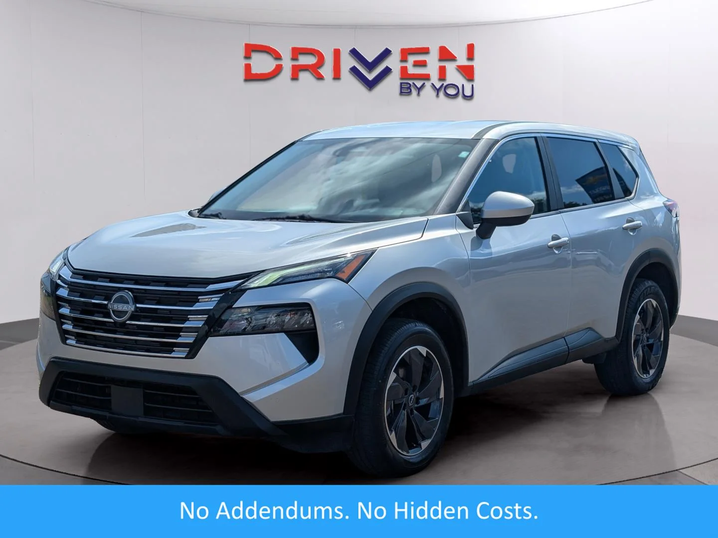 Used 2025 Brilliant Silver Metallic Nissan SV image 1
