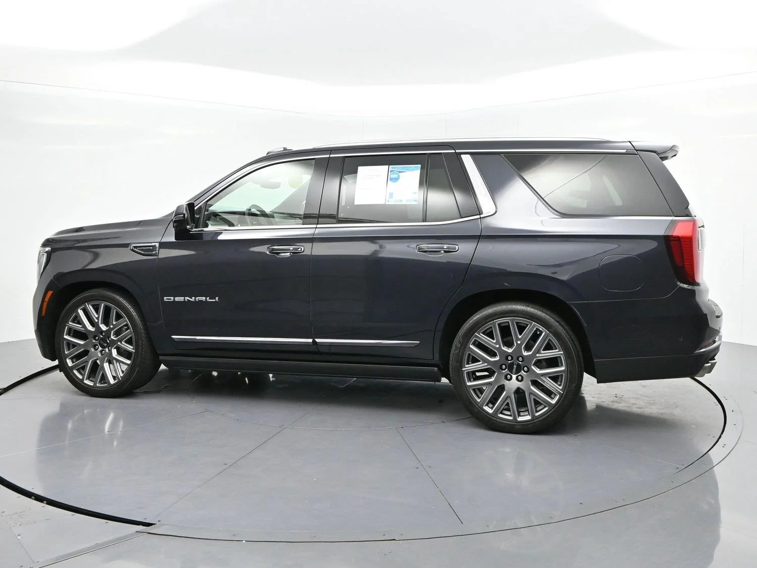 Used 2025 Titanium Rush Metallic GMC Denali Ultimate image 5