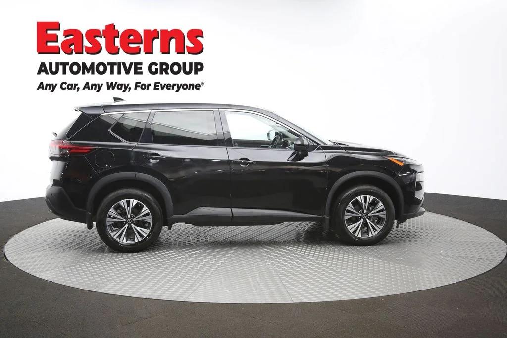 Used 2021 Black Nissan SV image 47