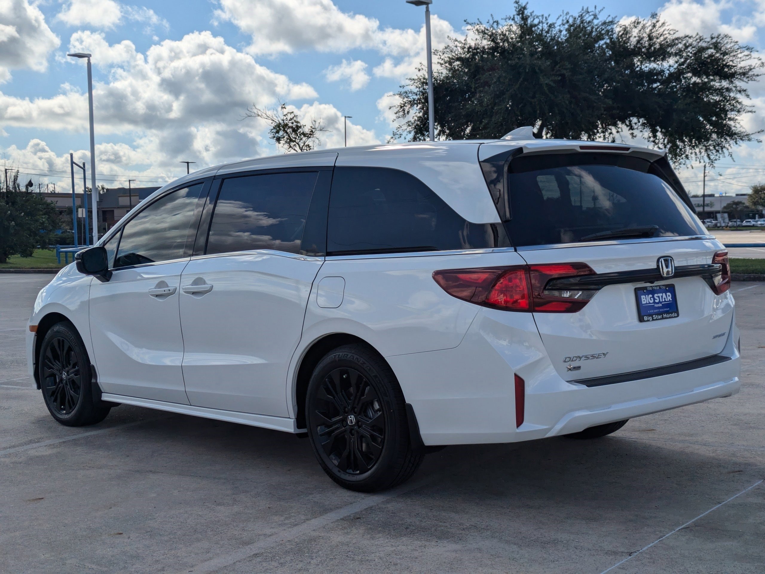 New 2026 Platinum White Pearl Honda Sport-L image 6