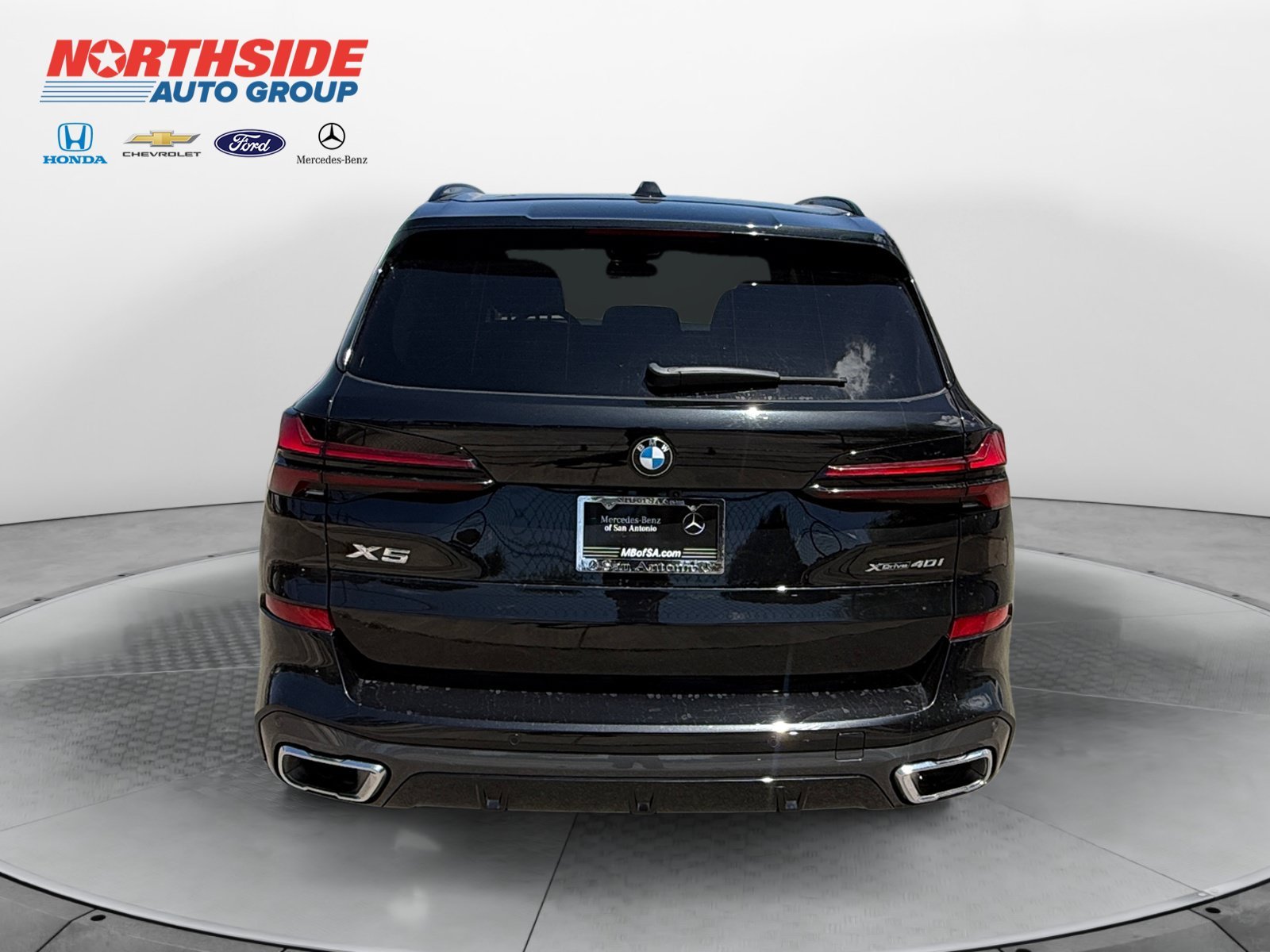 Used 2026 Black Sapphire Metallic BMW xDrive40i image 6