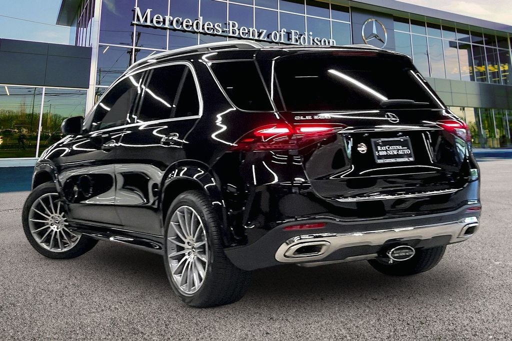 New 2026 Obsidian Black Metallic Mercedes-Benz GLE 580 image 3