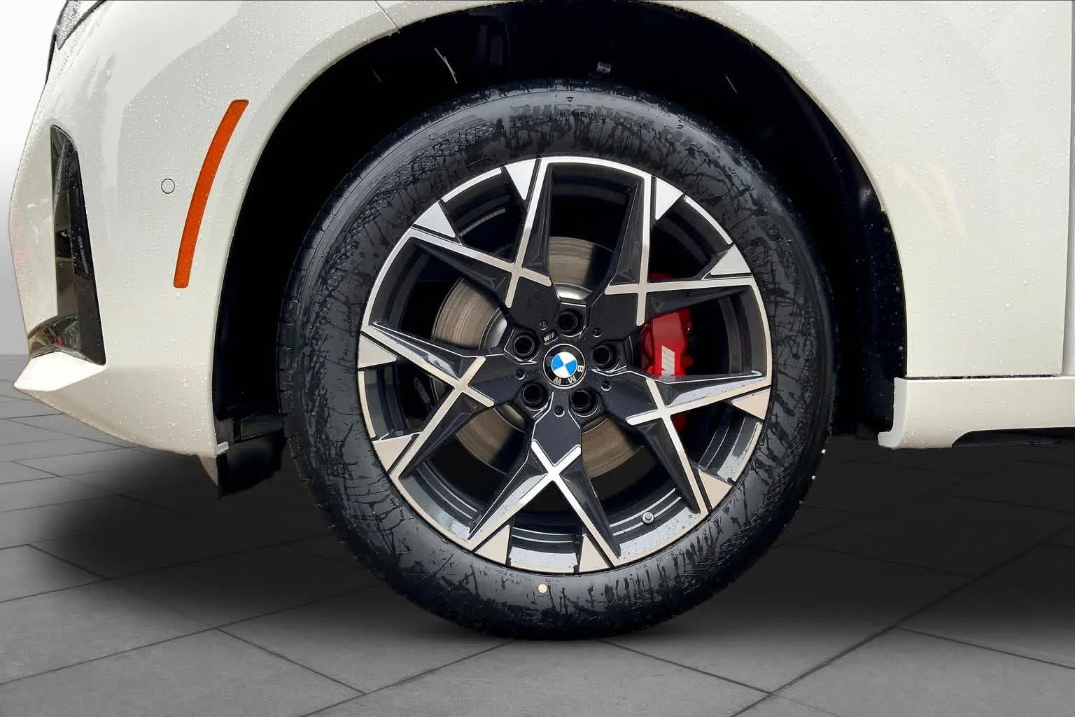 New 2026 Alpine White BMW 30 xDrive image 11